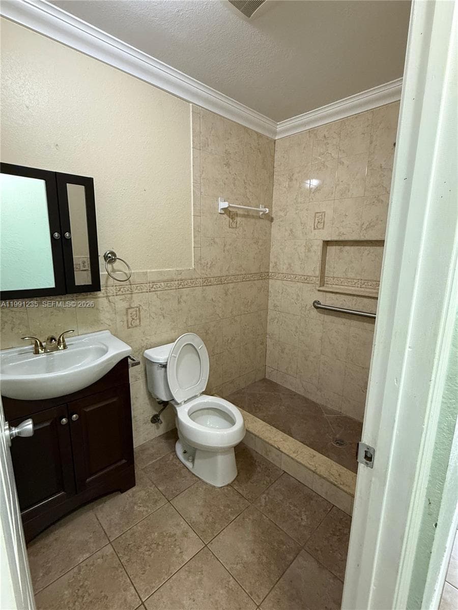 20001 NW 43rd Pl, Miami Gardens FL 33055 — 27
