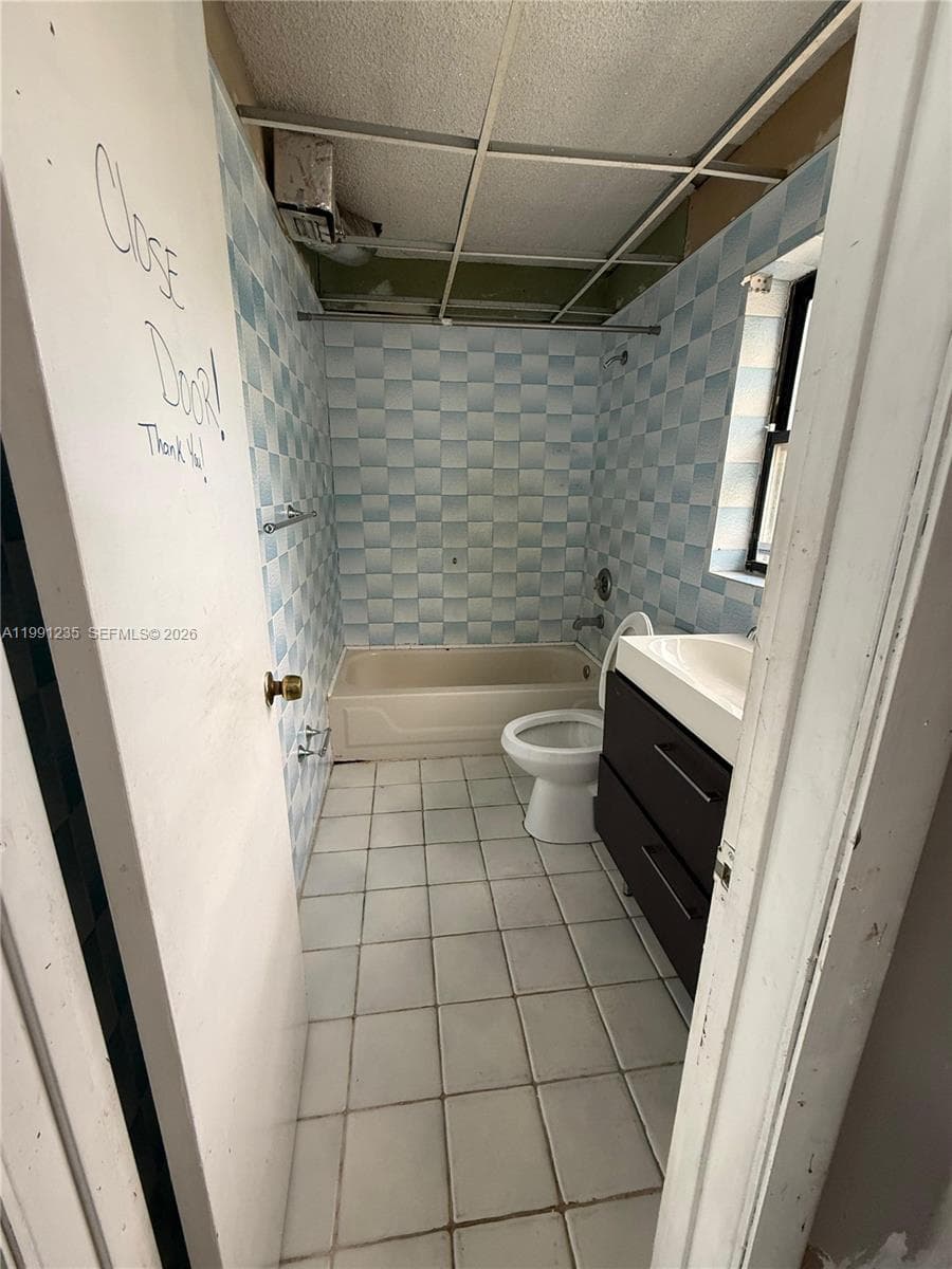 20001 NW 43rd Pl, Miami Gardens FL 33055 — 21