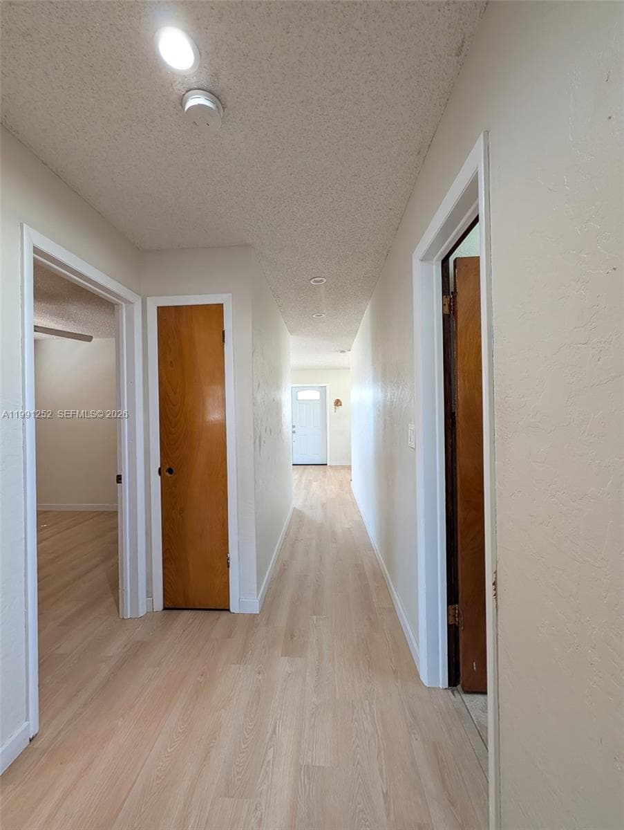 648 E 40th St, Hialeah FL 33013 — 12