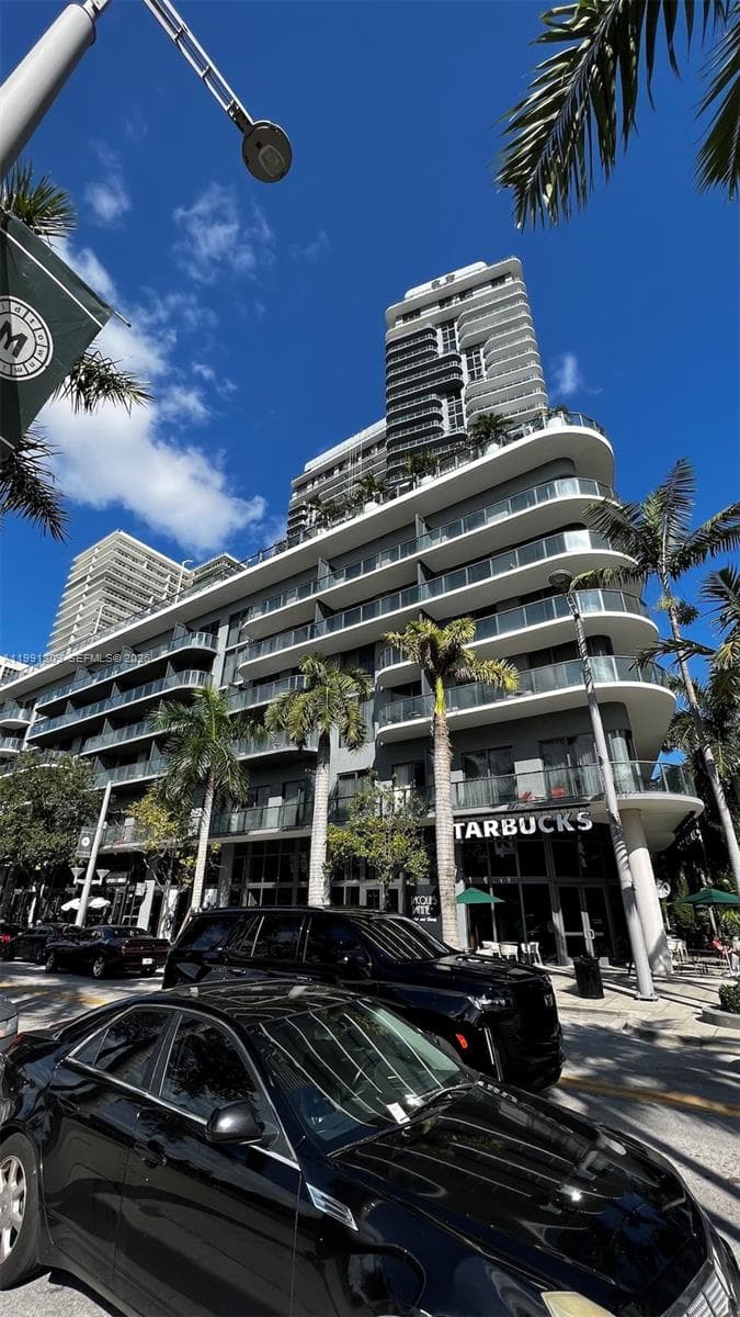 3401 Midtown Condo, Miami, FL — 32