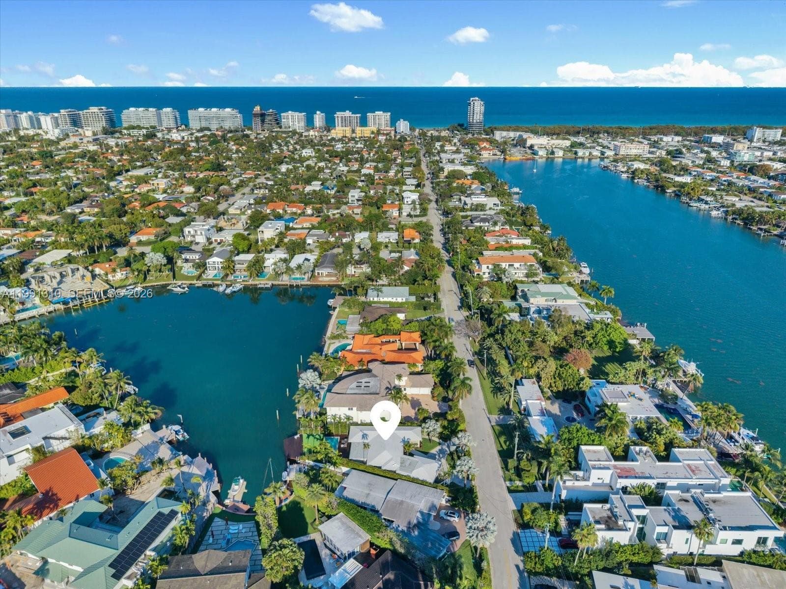 1277 Biscaya Dr, Surfside FL 33154 — 42