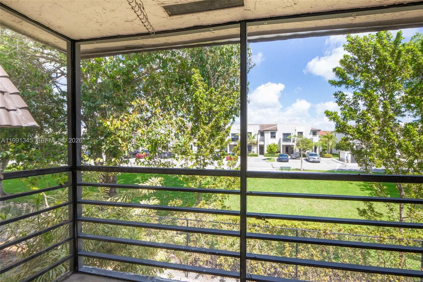 851 NE 209th Ter # 23, Miami FL 33179 — 28
