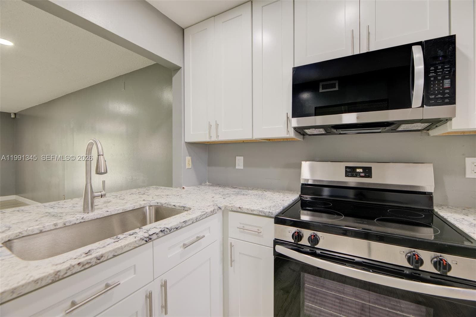 851 NE 209th Ter # 23, Miami FL 33179 — 14