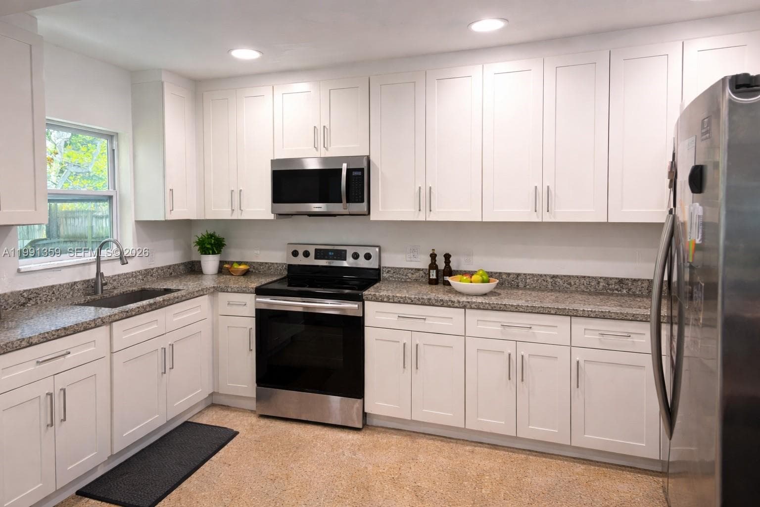 450 NE 155th Ter, Miami FL 33162 — 2