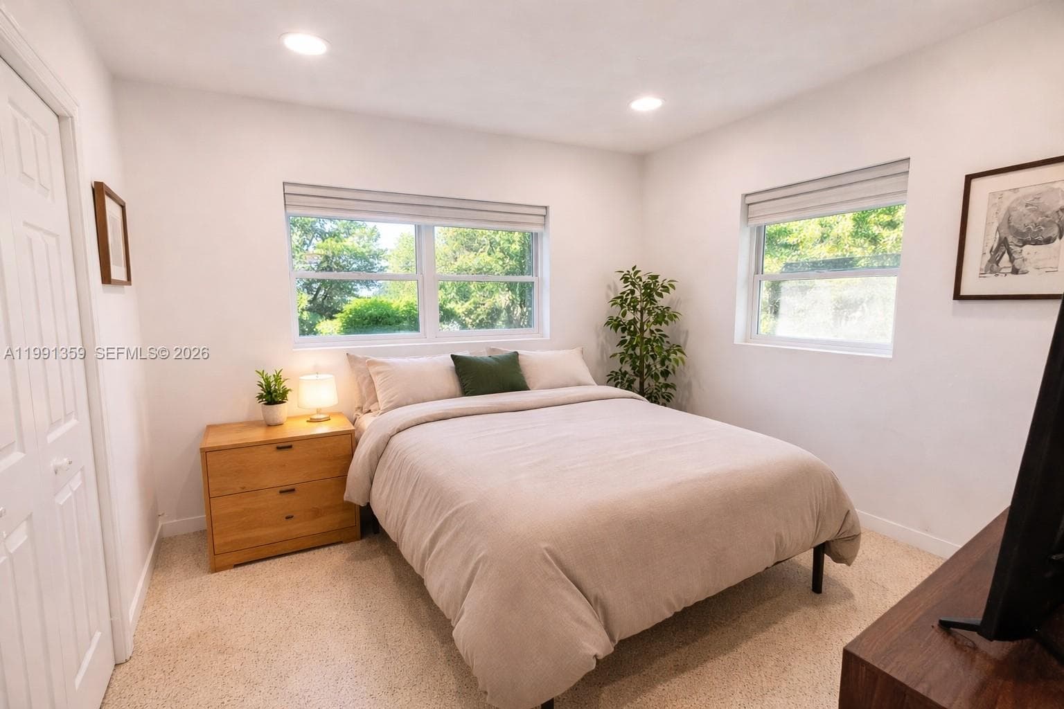 450 NE 155th Ter, Miami FL 33162 — 4