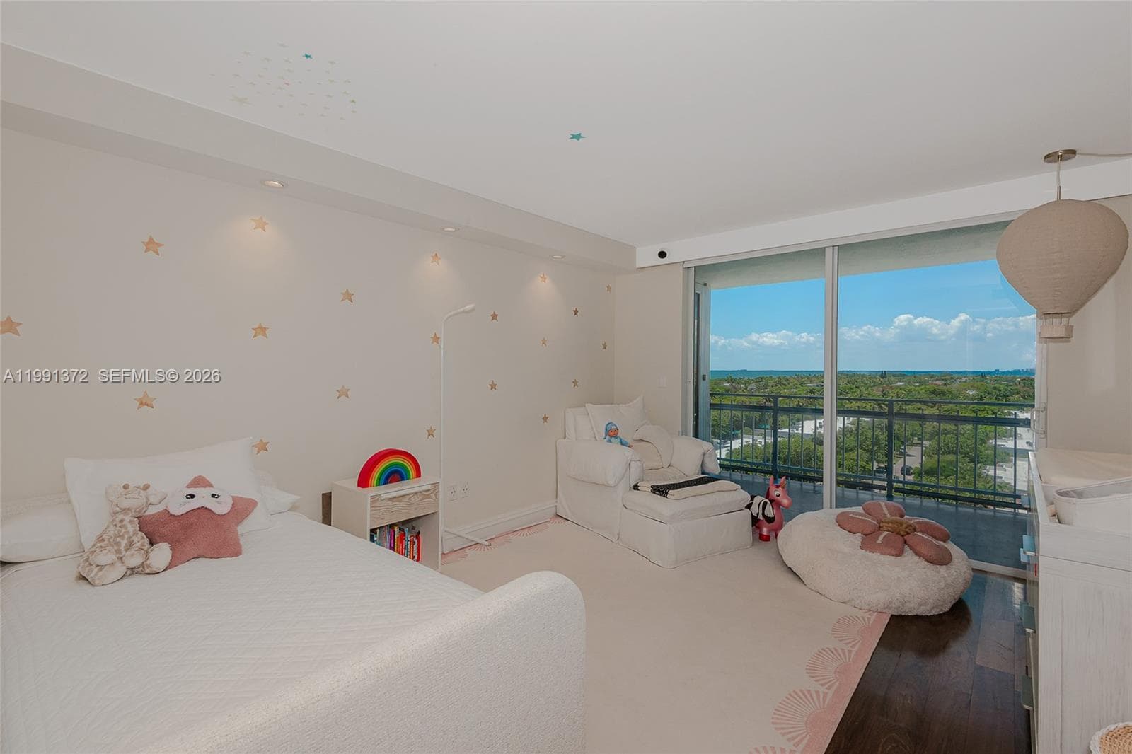600 Grapetree Dr, Key Biscayne FL 33149 — 22