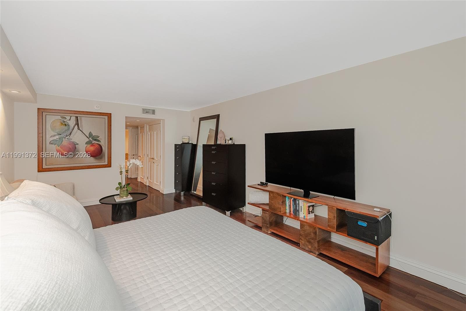 600 Grapetree Dr, Key Biscayne FL 33149 — 18