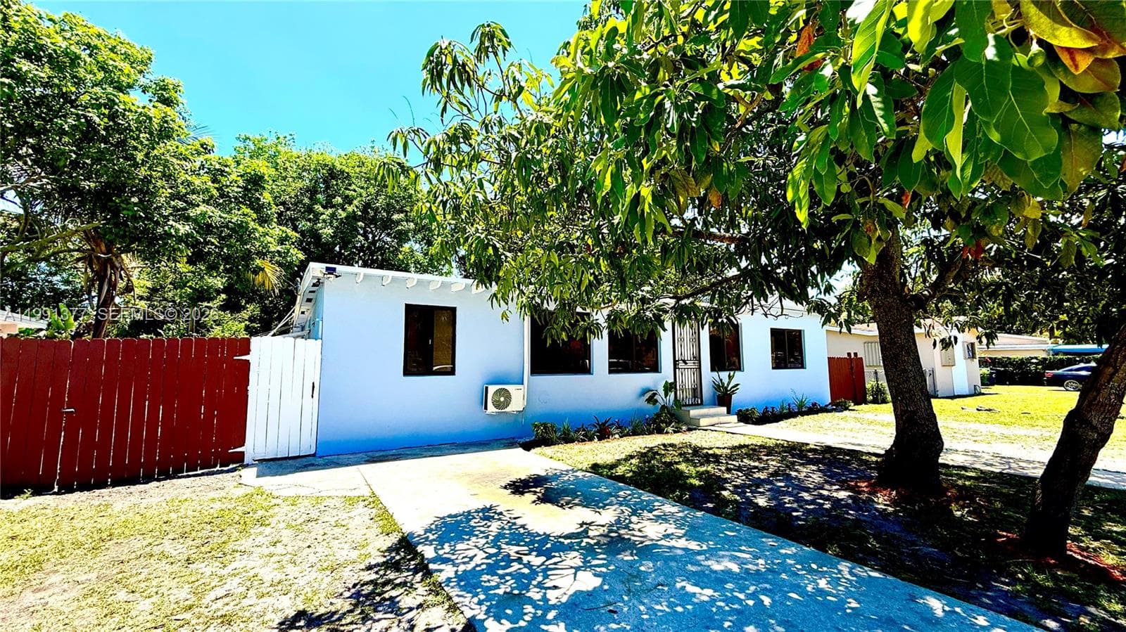 1352 NW 112th Ter, Miami FL 33167 — 27