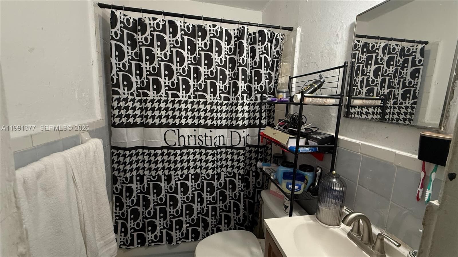 1352 NW 112th Ter, Miami FL 33167 — 20