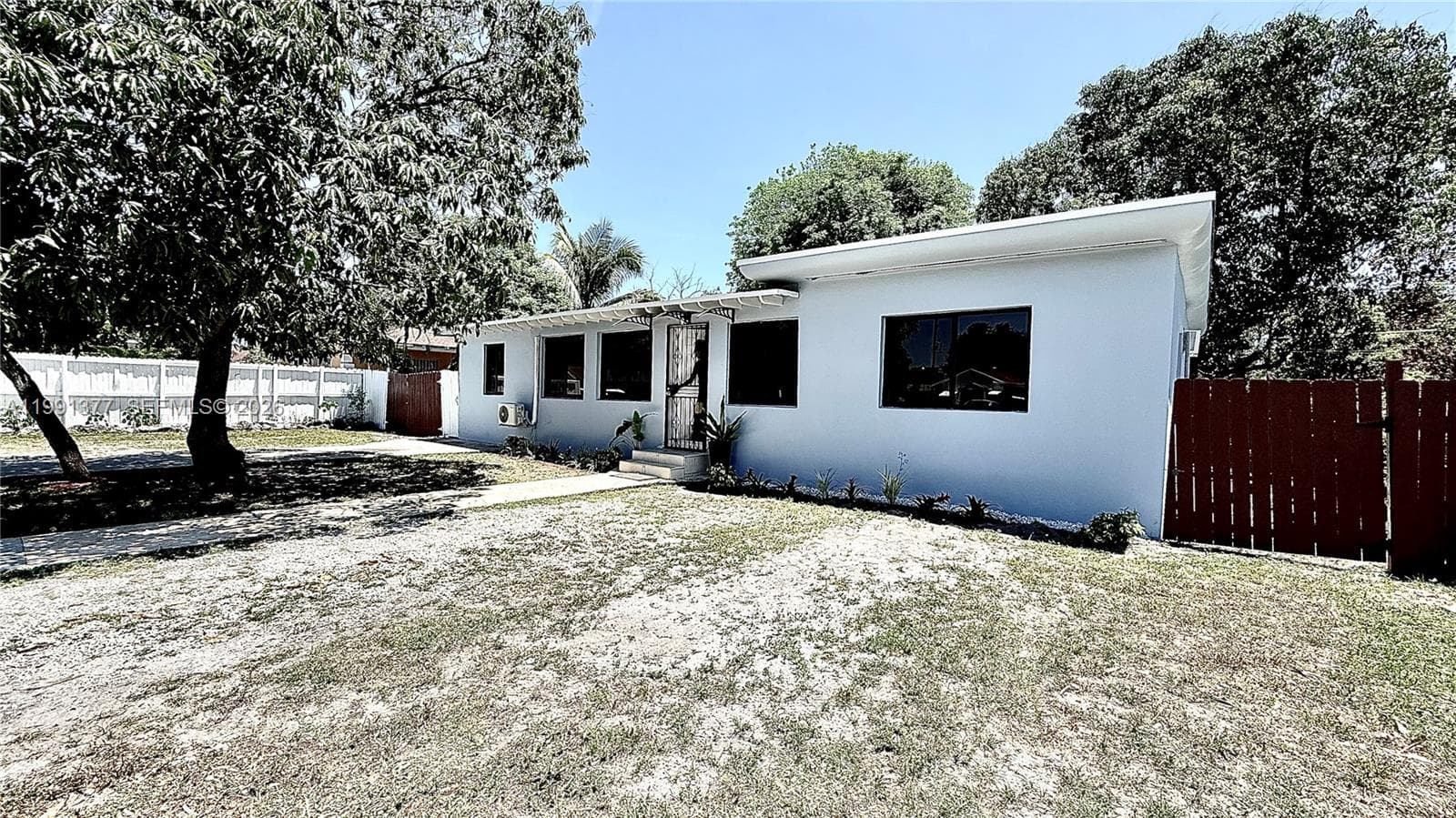 1352 NW 112th Ter, Miami FL 33167 — 30