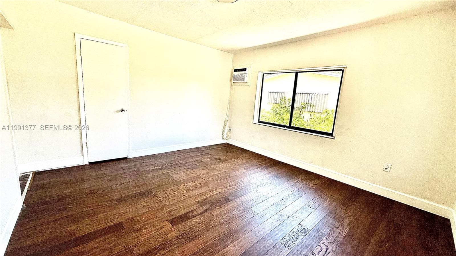 1352 NW 112th Ter, Miami FL 33167 — 8