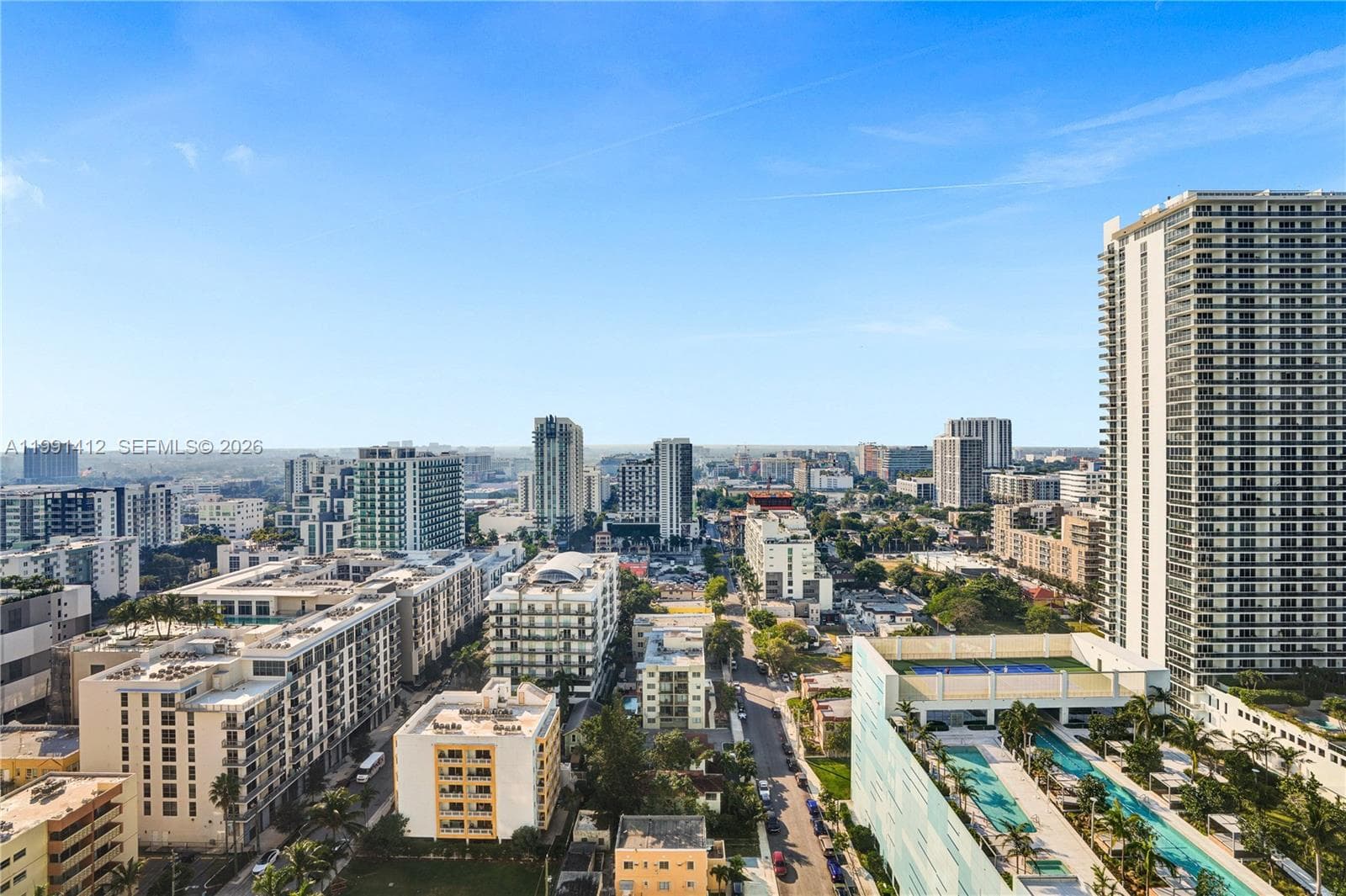 665 NE 25th St # 2105, Miami FL 33137 — 10