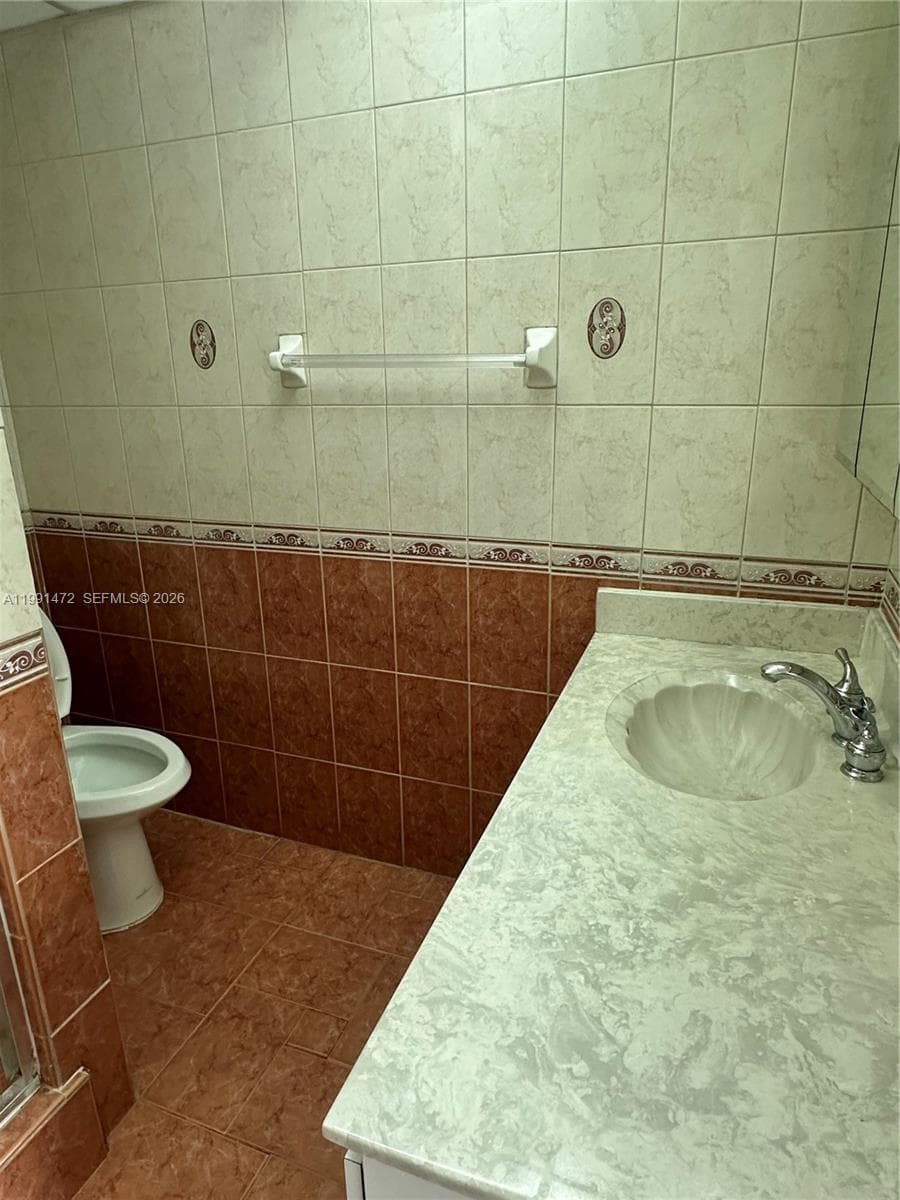 10090 NW 80th Ct # 1350, Hialeah Gardens FL 33016 — 43