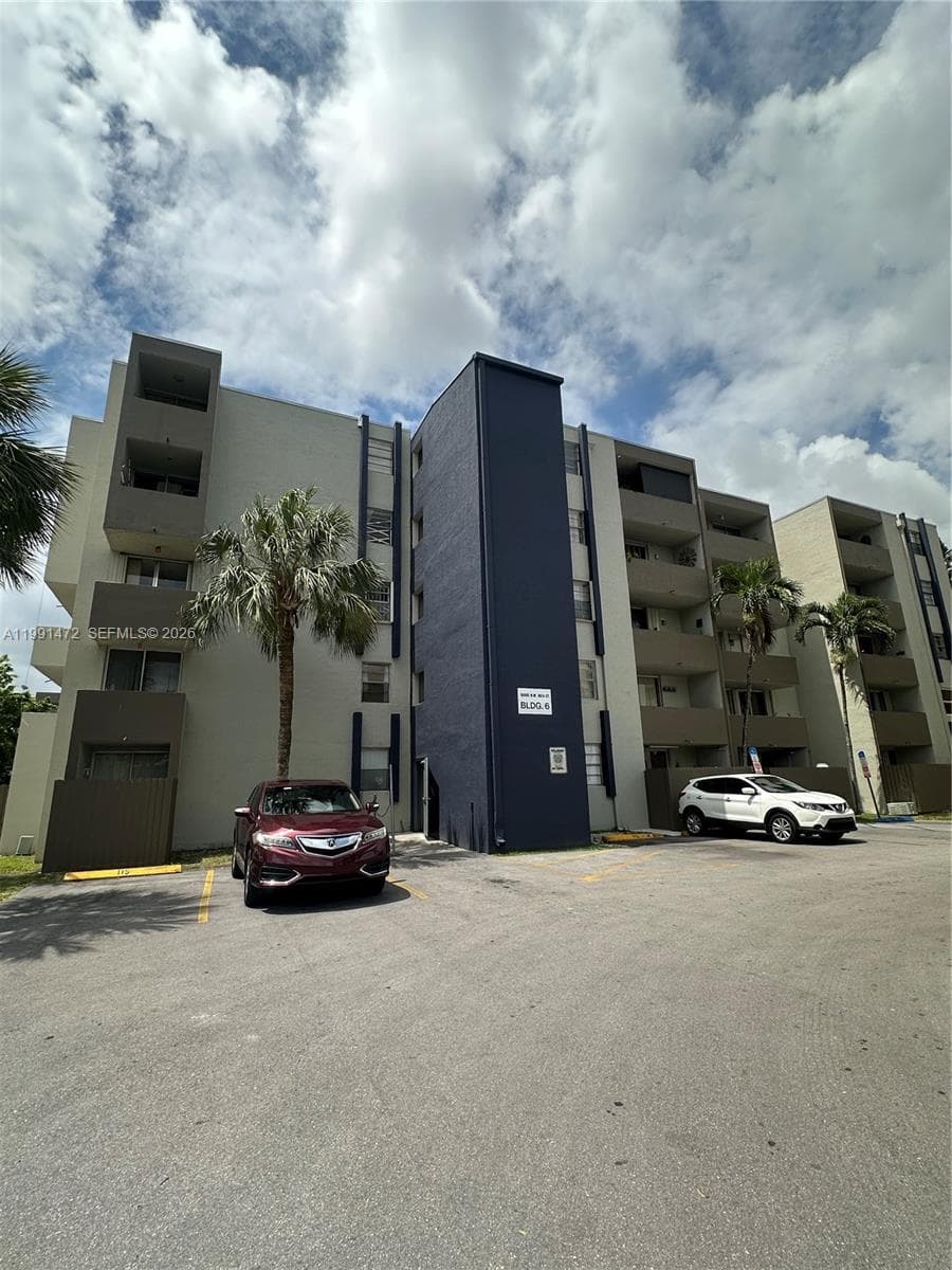 10090 NW 80th Ct # 1350, Hialeah Gardens FL 33016 — 1