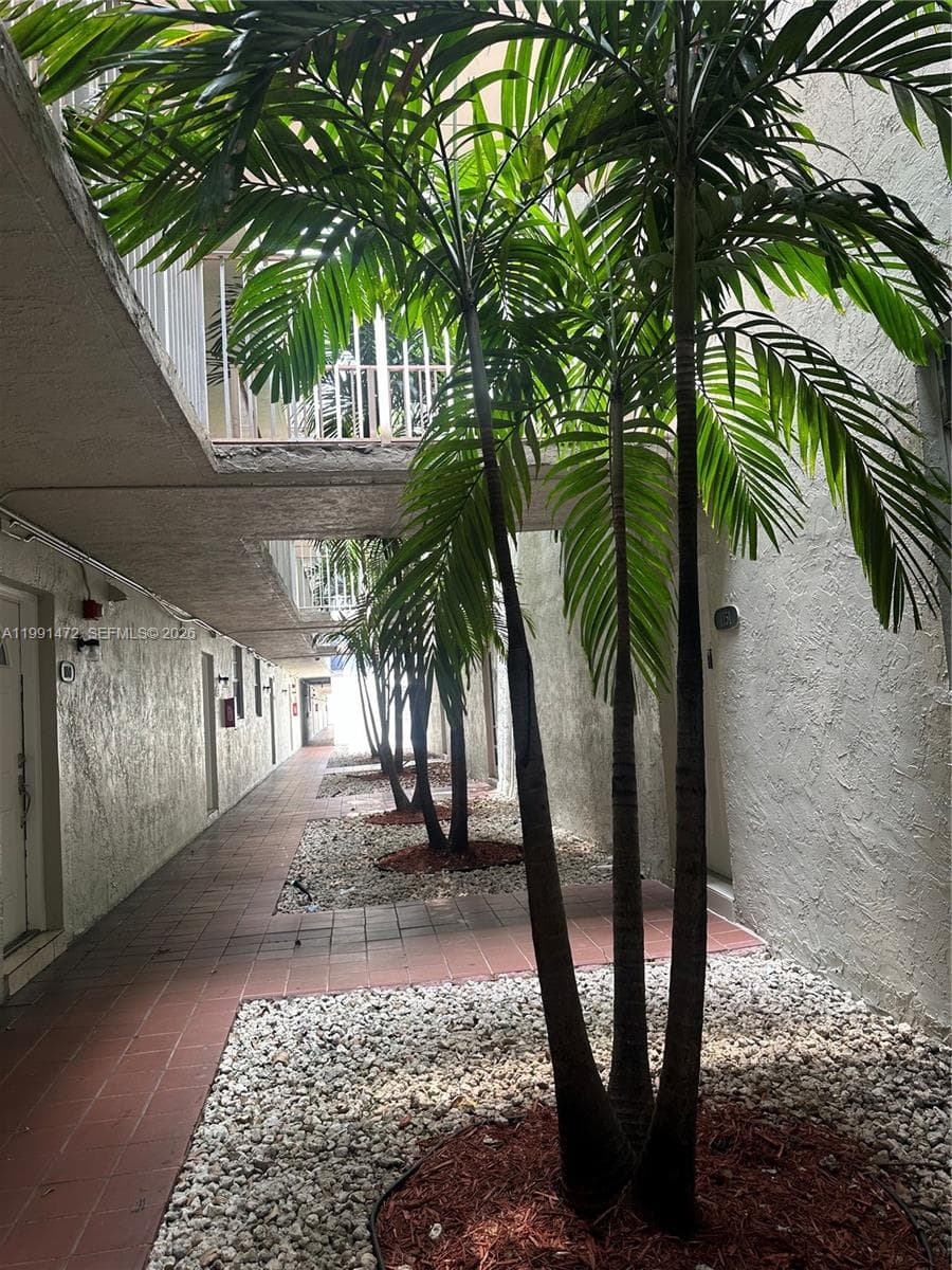 10090 NW 80th Ct # 1350, Hialeah Gardens FL 33016 — 28