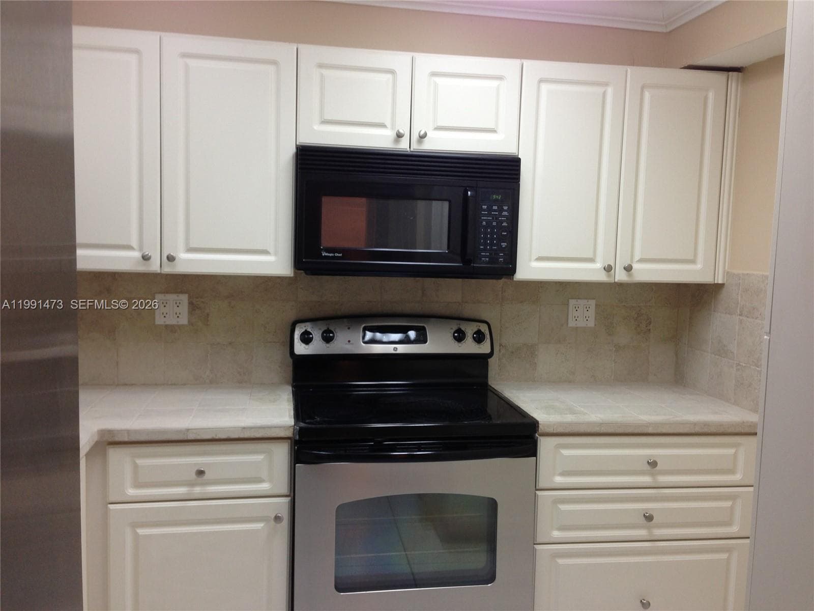 International Park Condo, Miami, FL — 1