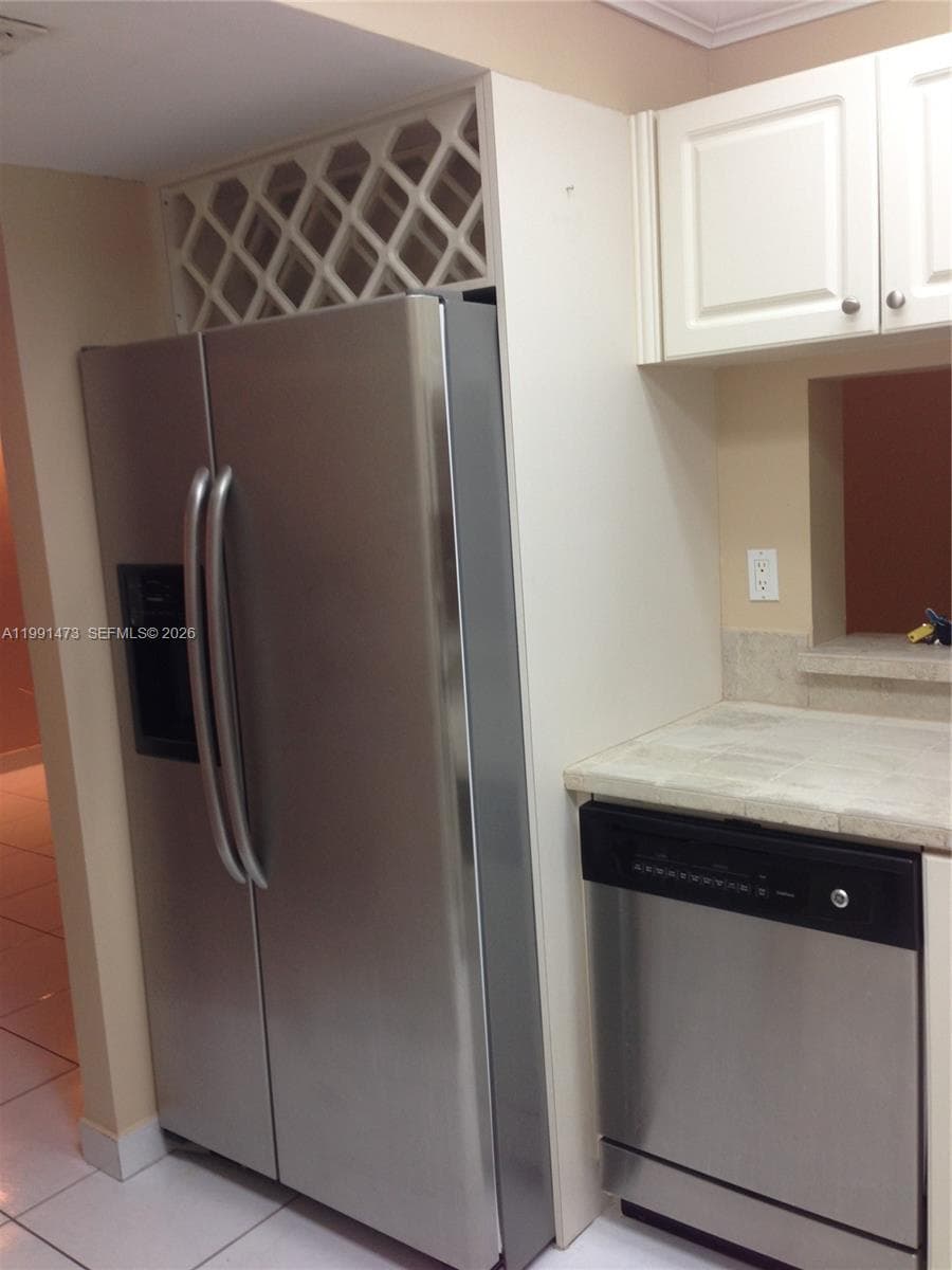 International Park Condo, Miami, FL — 5