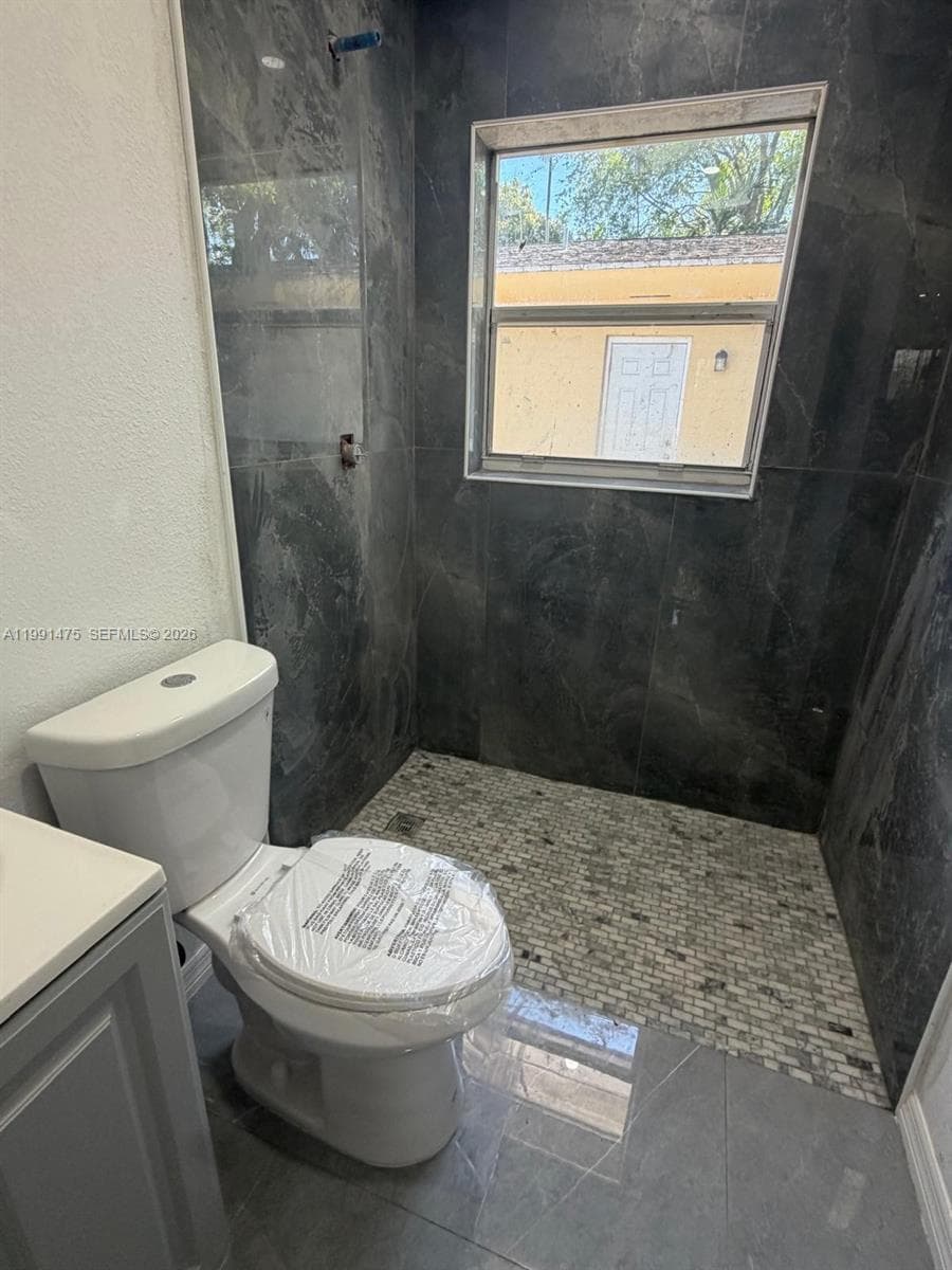 1946 NE 167th St # 3A, North Miami Beach FL 33162 — 2
