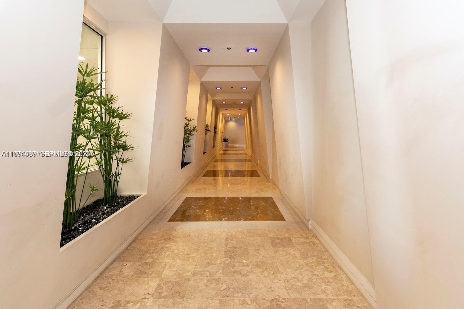 5151 Collins Ave # 1035, Miami Beach FL 33140 — 35