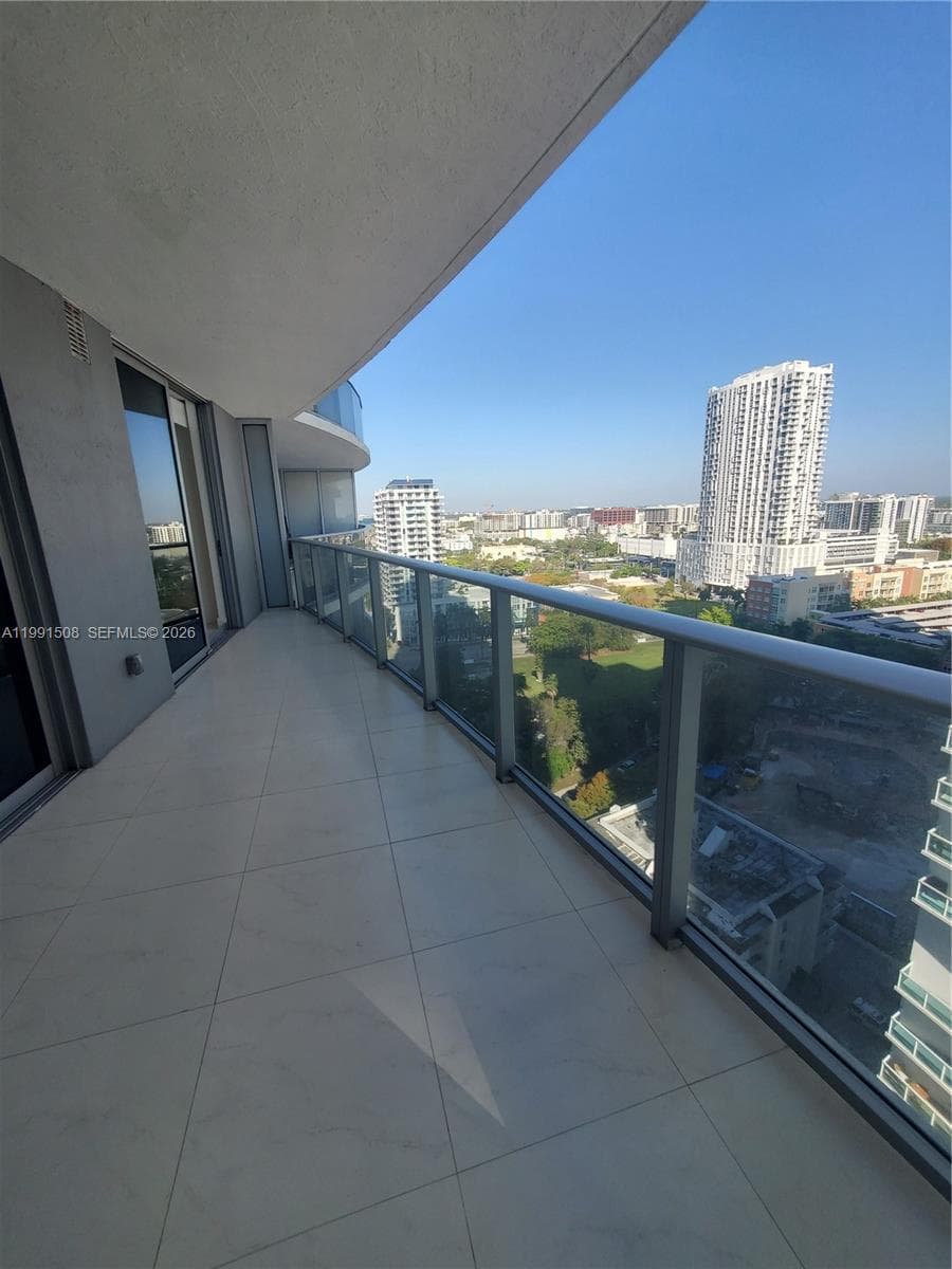 488 NE 18th St # 1805, Miami FL 33132 — 2