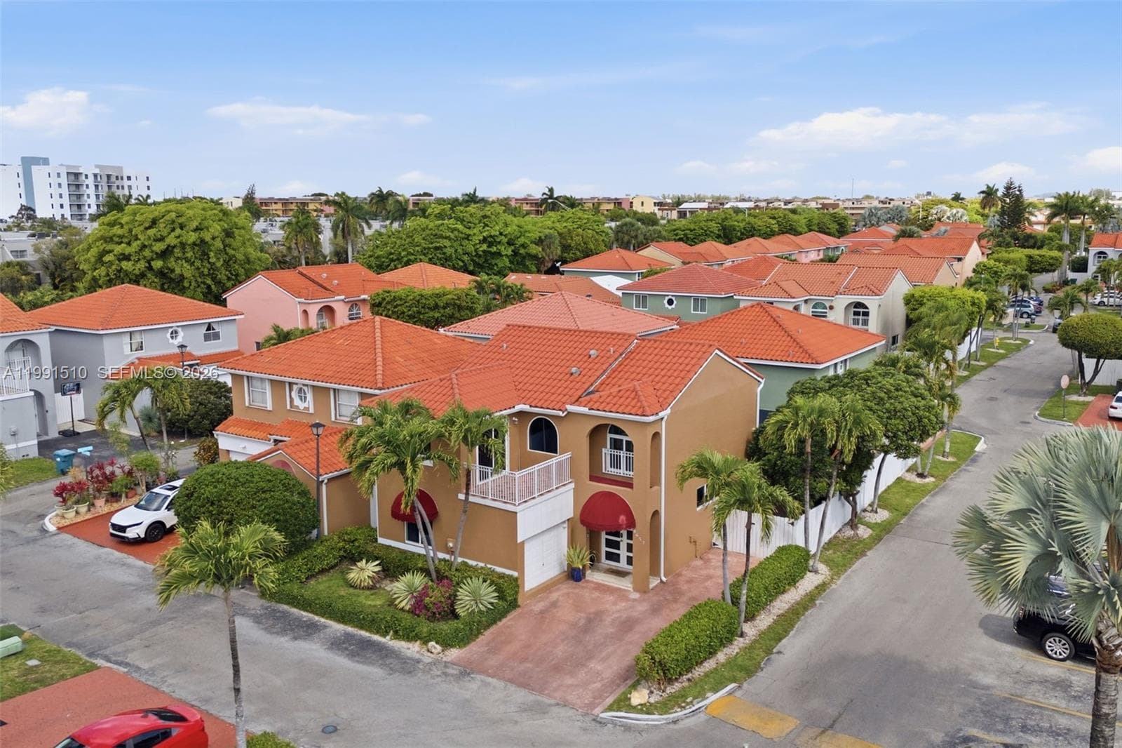 8657 NW 2nd St, Miami FL 33126 — 36