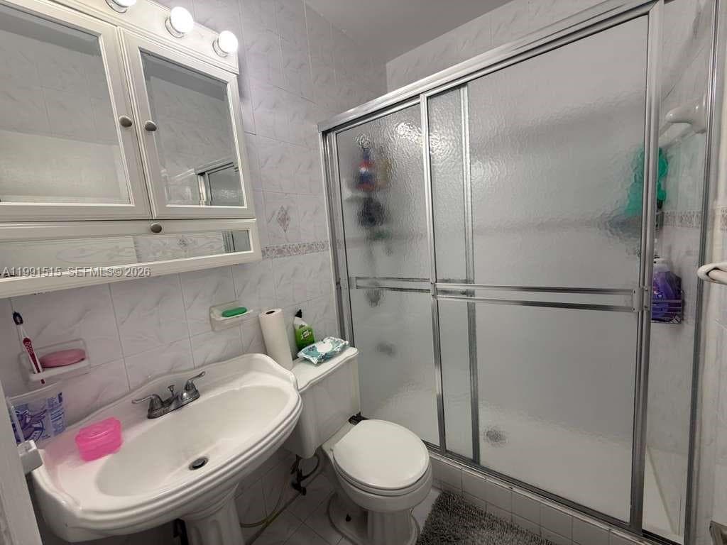 4470 W 1st Ave, Hialeah FL 33012 — 12