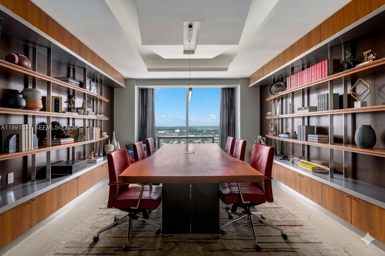 1425 Brickell Ave, Miami FL 33131 — 10
