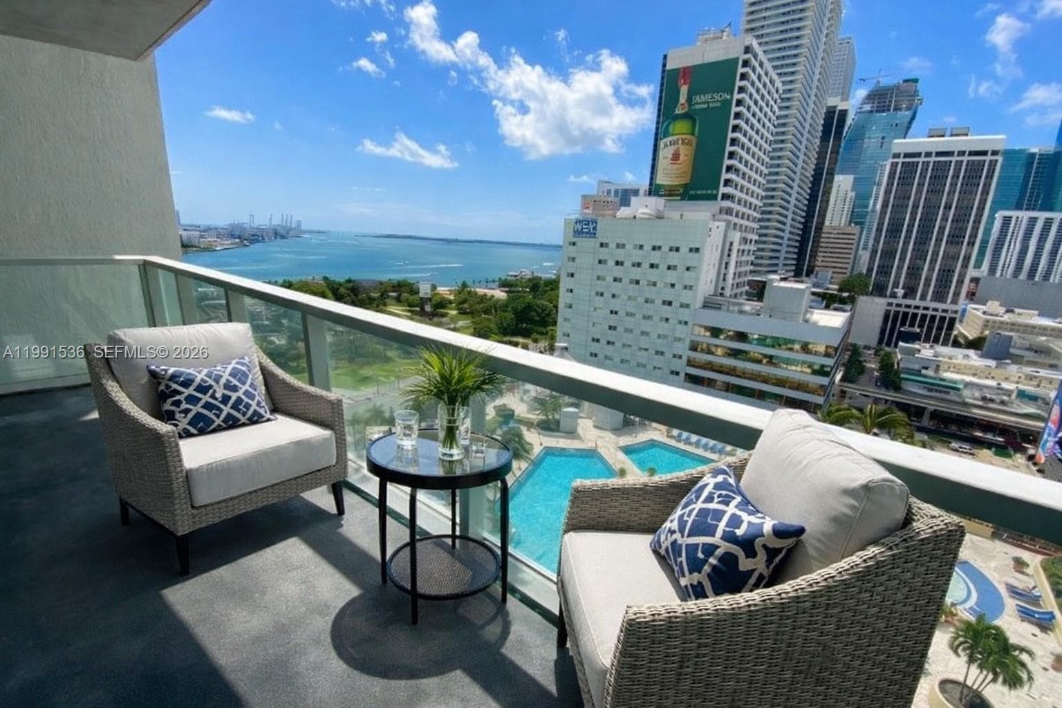 244 Biscayne Blvd # 1605, Miami FL 33132 — 30