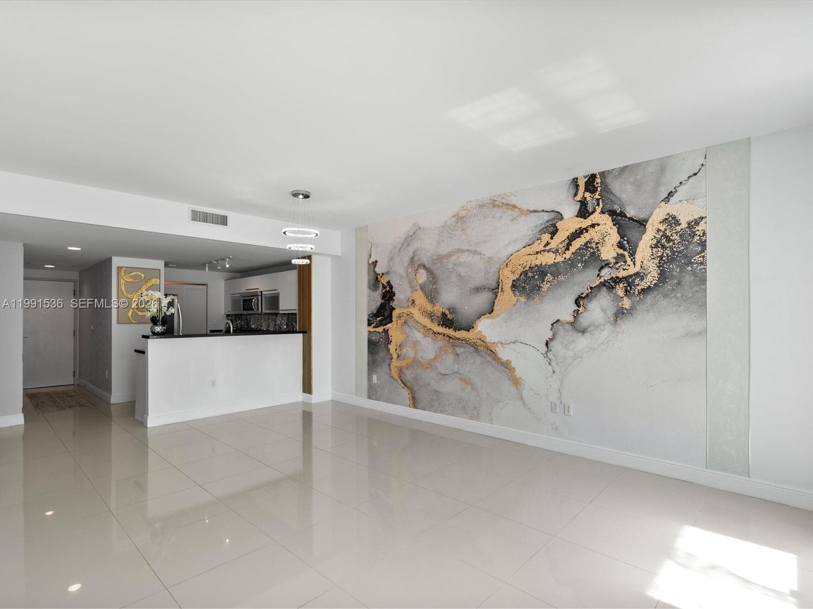 244 Biscayne Blvd # 1605, Miami FL 33132 — 10