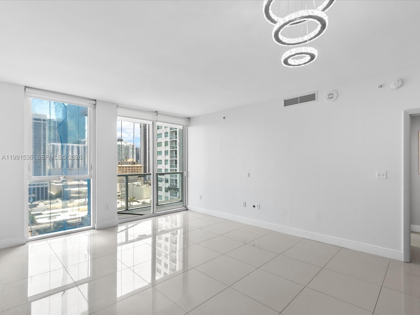 244 Biscayne Blvd # 1605, Miami FL 33132 — 15