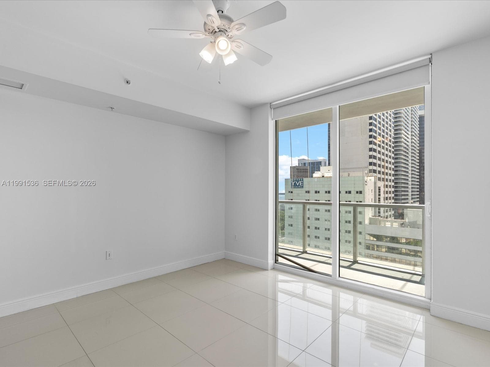 244 Biscayne Blvd # 1605, Miami FL 33132 — 19