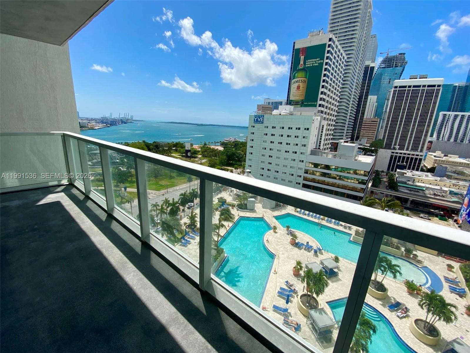 244 Biscayne Blvd # 1605, Miami FL 33132 — 29