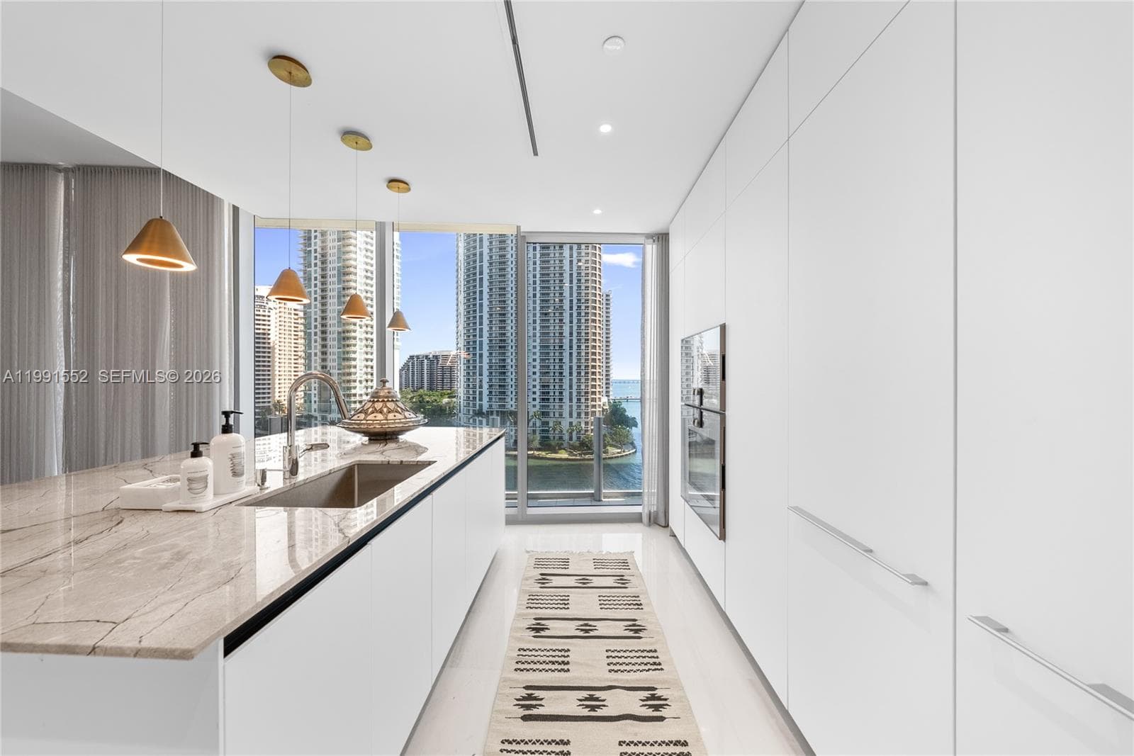 300 Biscayne Boulevard Way # 901E, Miami FL 33131 — 31