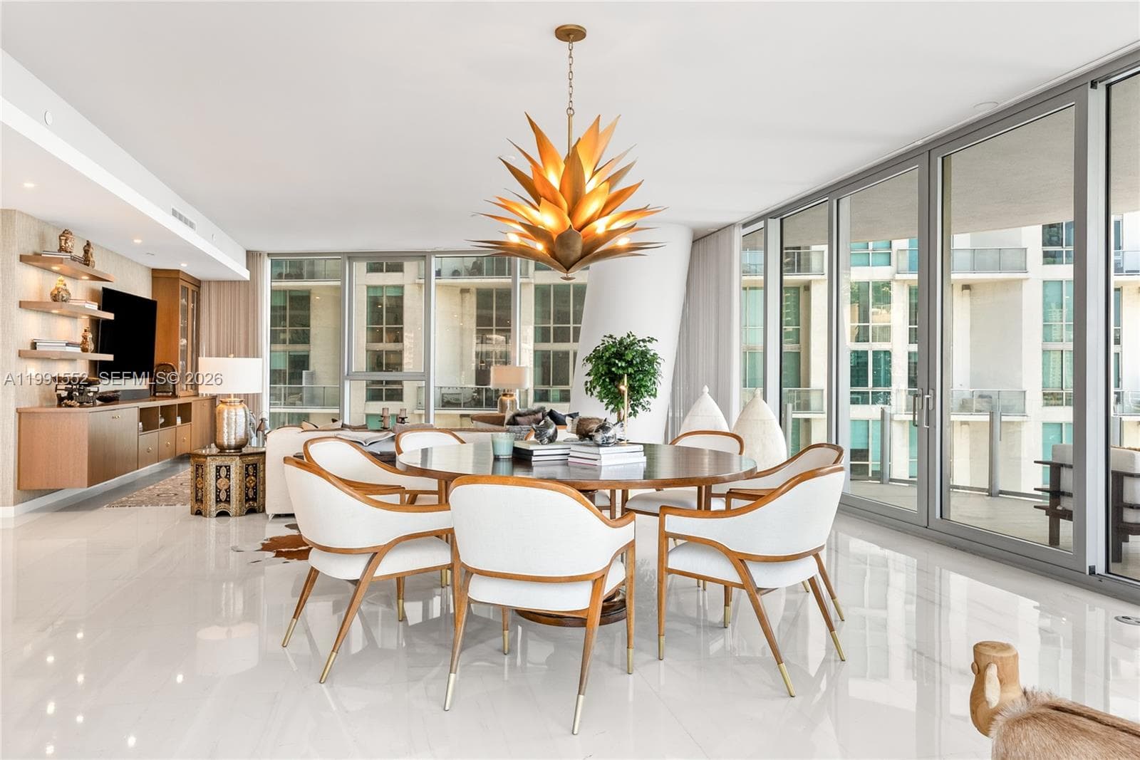 300 Biscayne Boulevard Way # 901E, Miami FL 33131 — 39