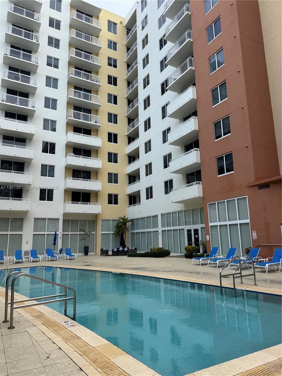 18800 NE 29th Ave # 822, Aventura FL 33180 — 26
