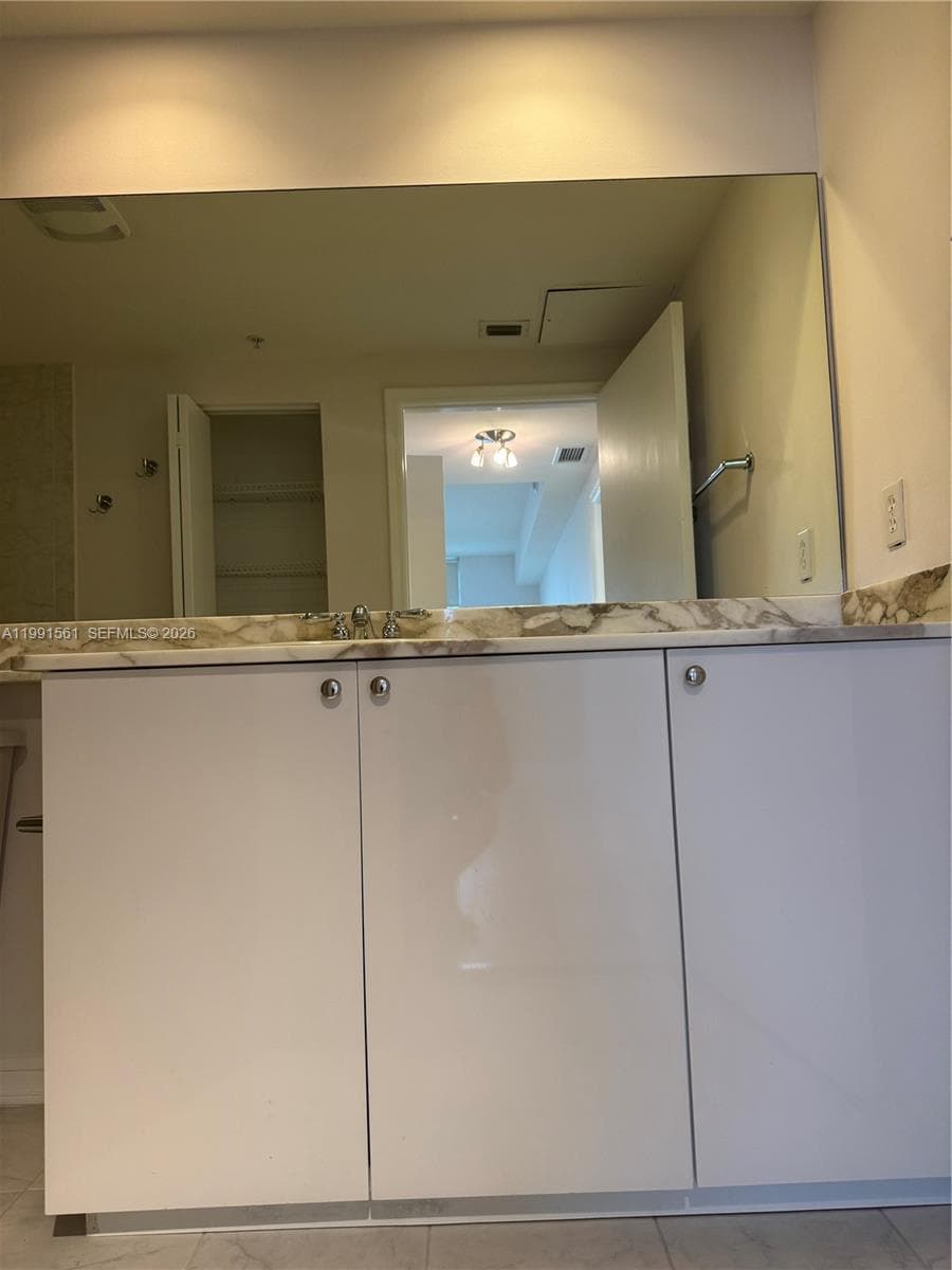 18800 NE 29th Ave # 822, Aventura FL 33180 — 34