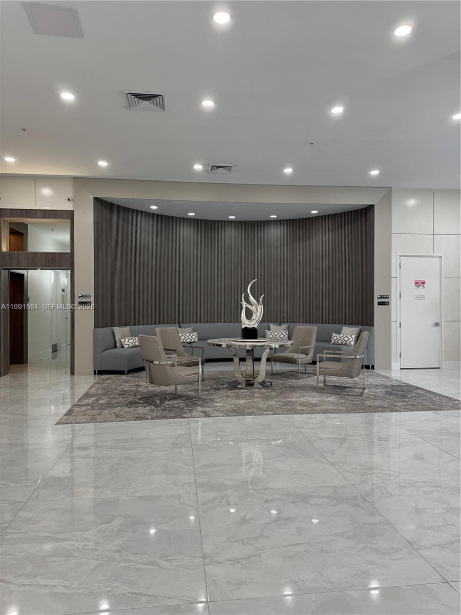 18800 NE 29th Ave # 822, Aventura FL 33180 — 18