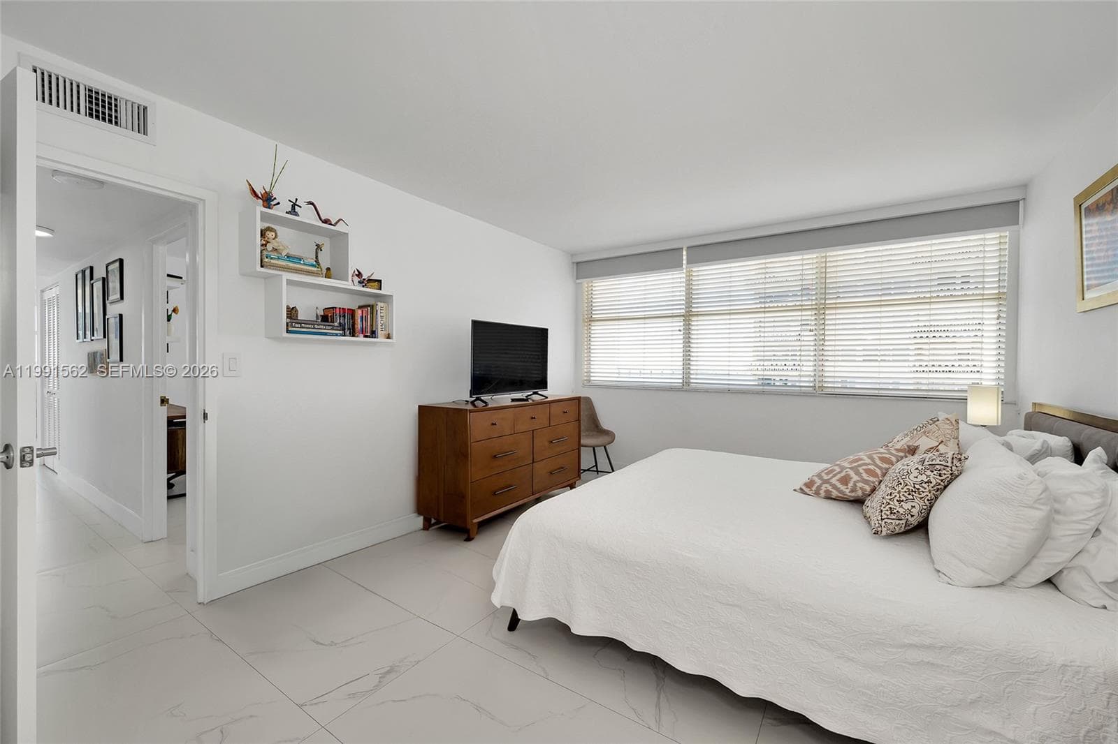 1420 Brickell Bay Dr # 1003A, Miami FL 33131 — 26