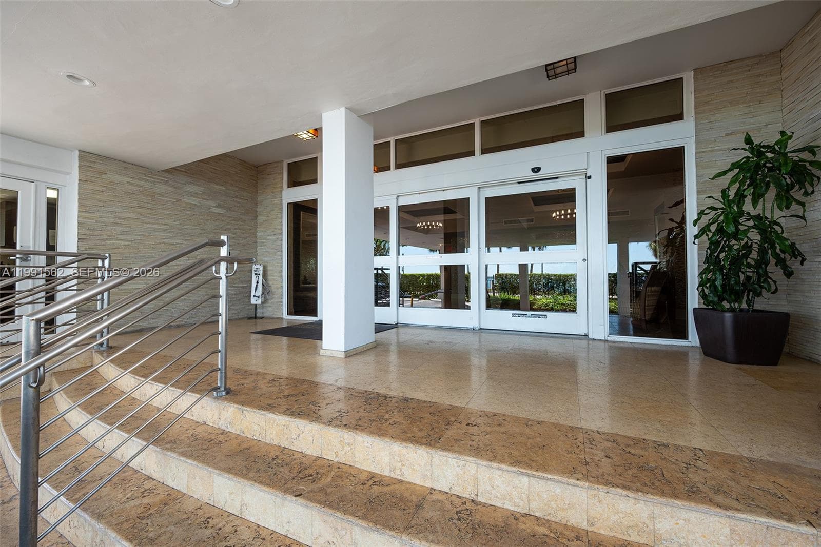 1420 Brickell Bay Dr # 1003A, Miami FL 33131 — 35