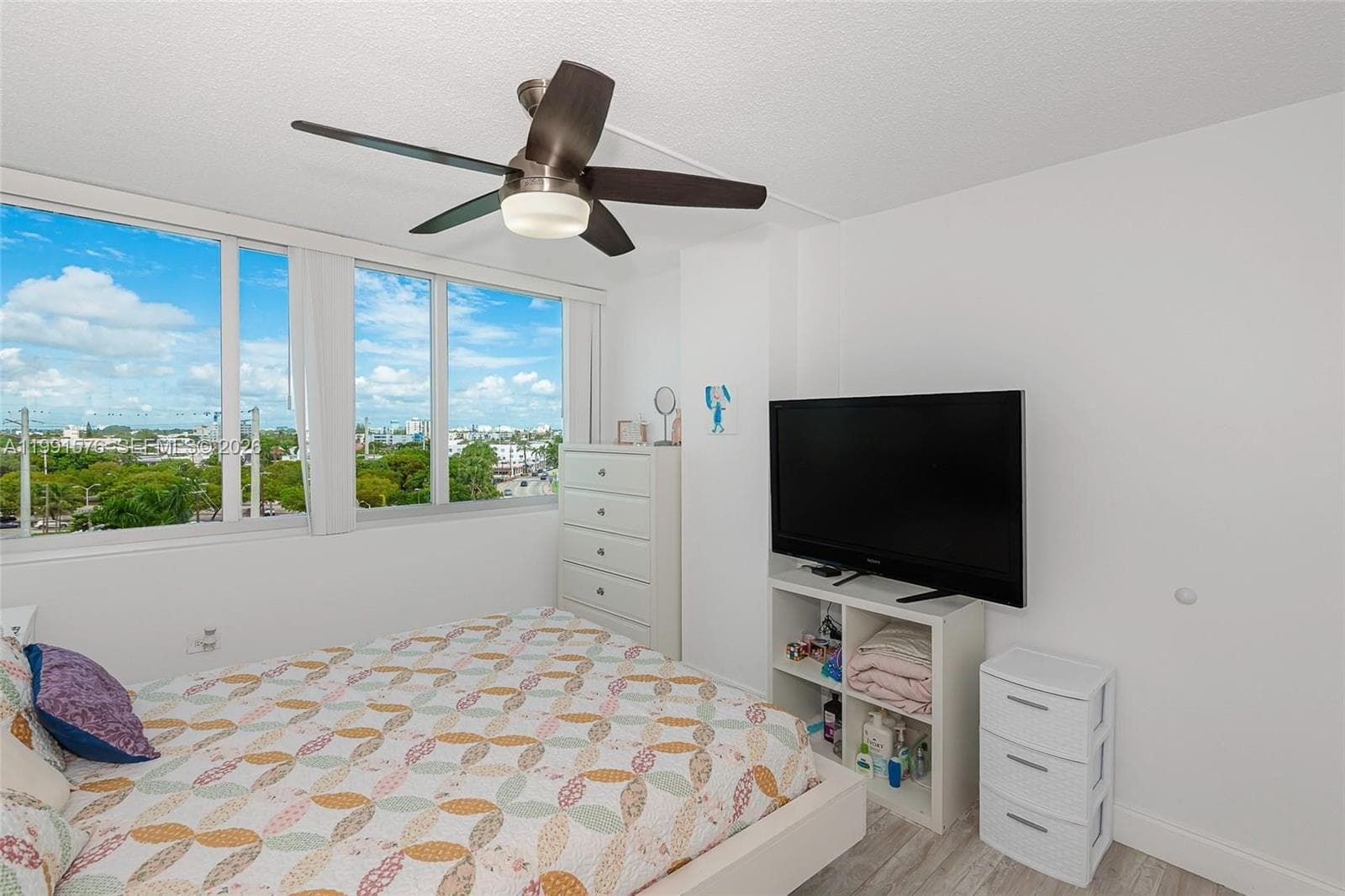 7135 Collins Ave # 625, Miami Beach FL 33141 — 26