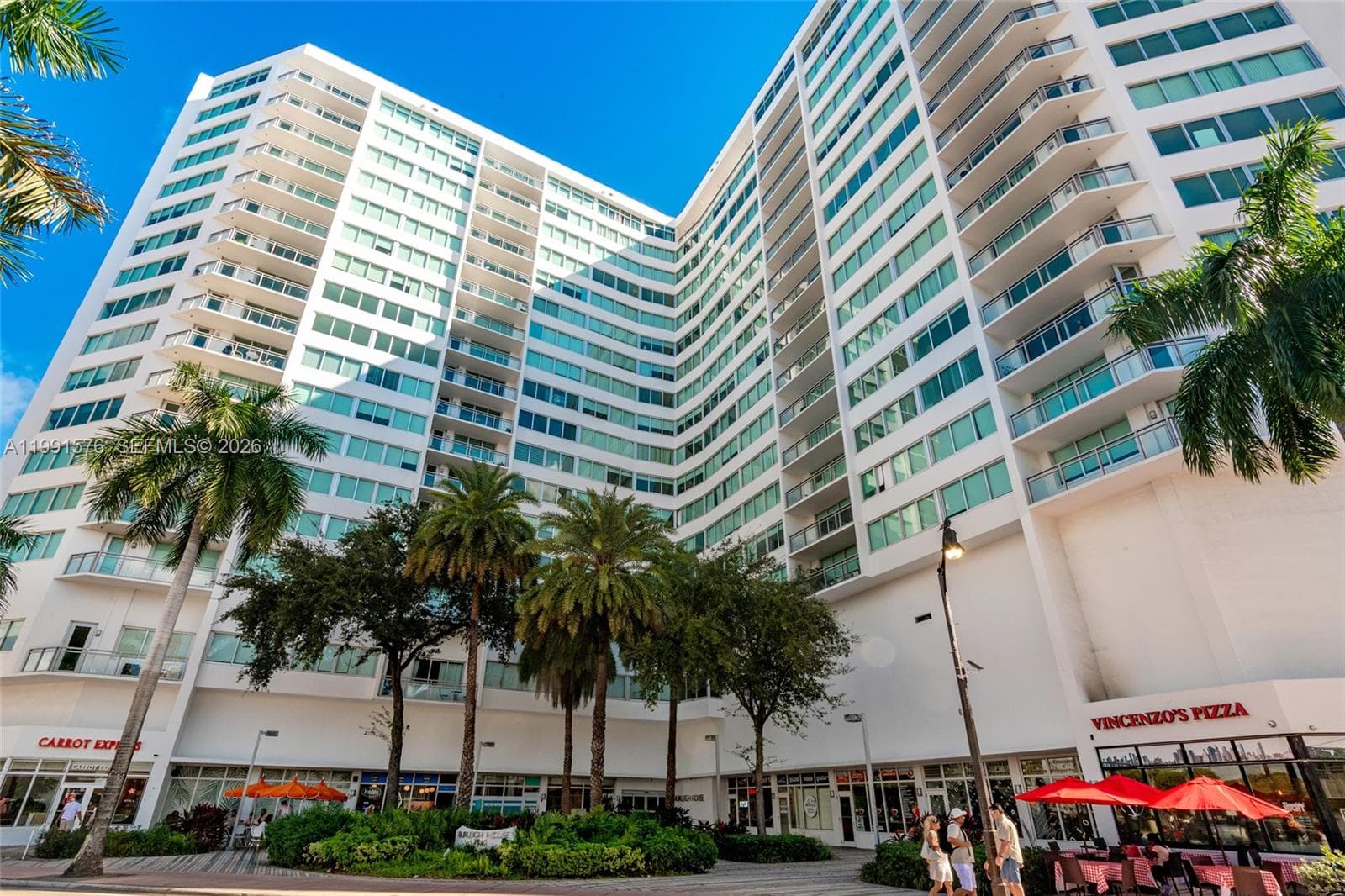 7135 Collins Ave # 625, Miami Beach FL 33141 — 1