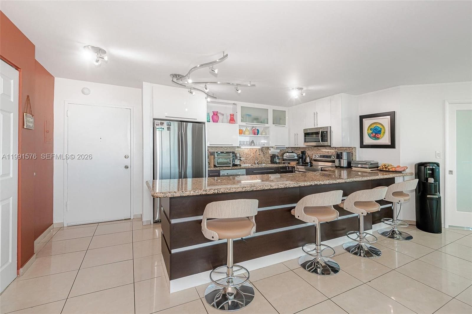 7135 Collins Ave # 625, Miami Beach FL 33141 — 15