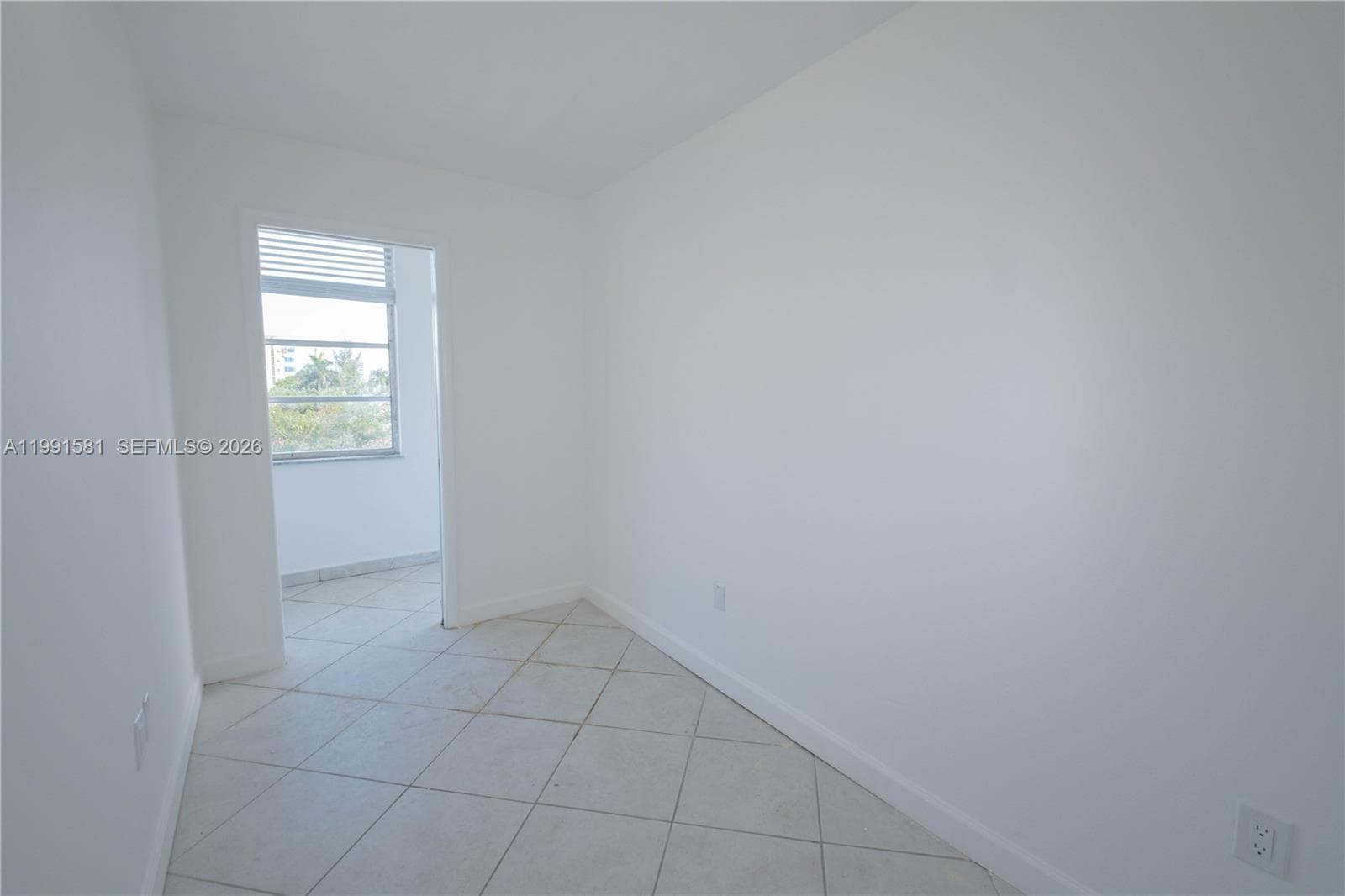 1075 93rd St # 403, Bay Harbor Islands FL 33154 — 19