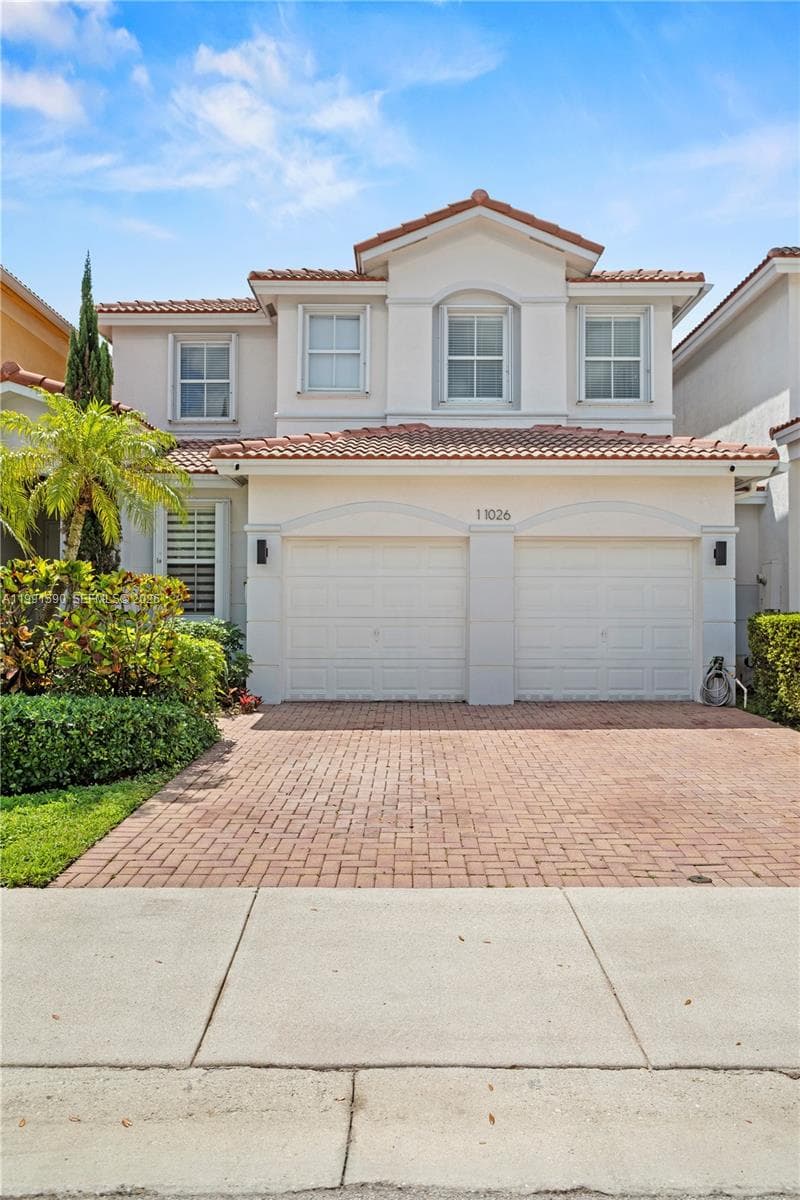 Islands At Doral, Doral, FL — 2