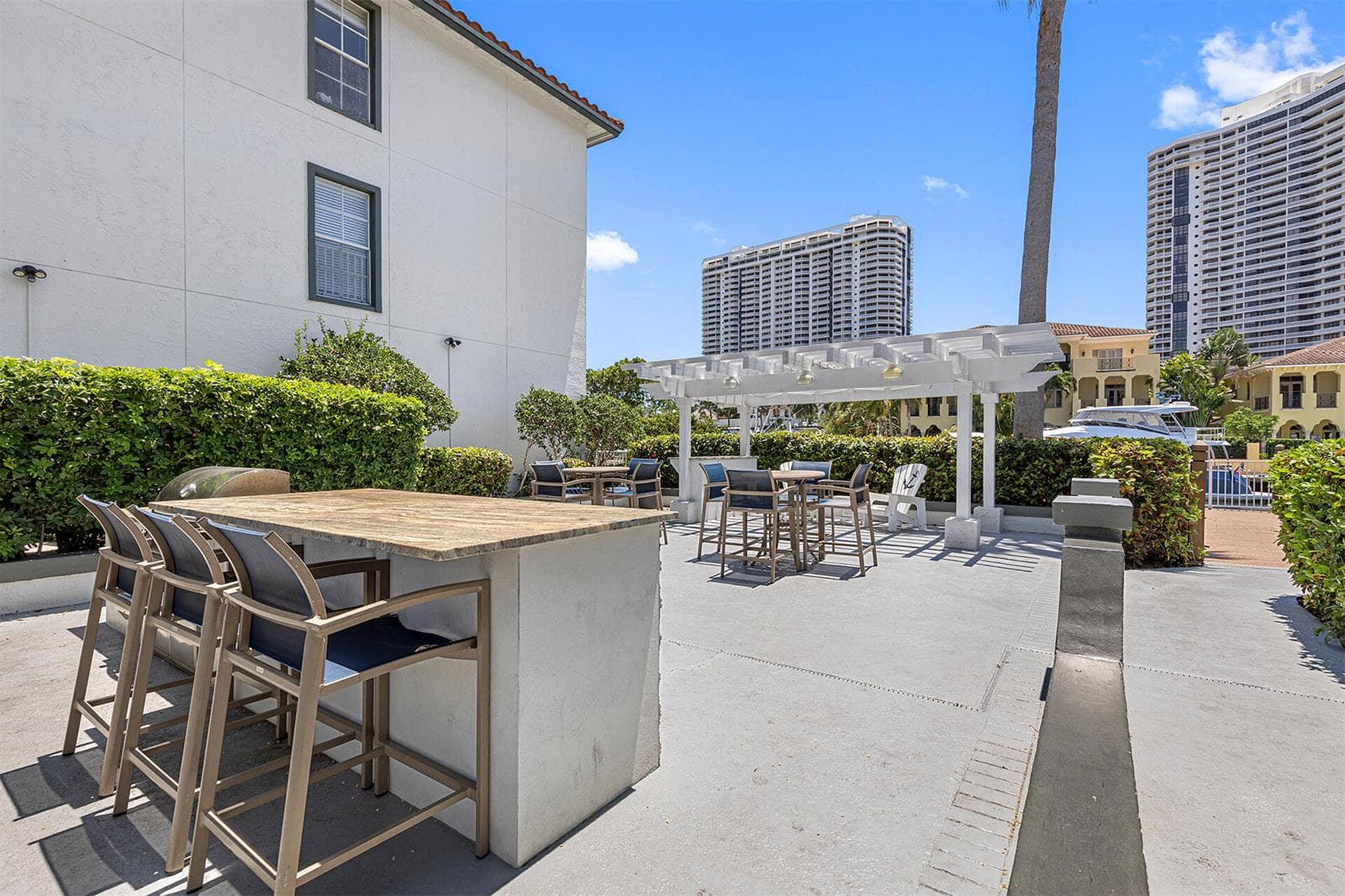 17900 NE 31st Court # 3334, Aventura FL 33160 — 28