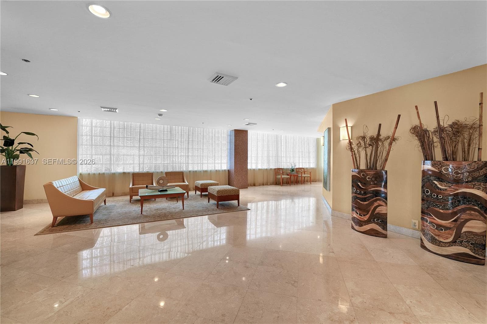6767 Collins Ave # 1110, Miami Beach FL 33141 — 46