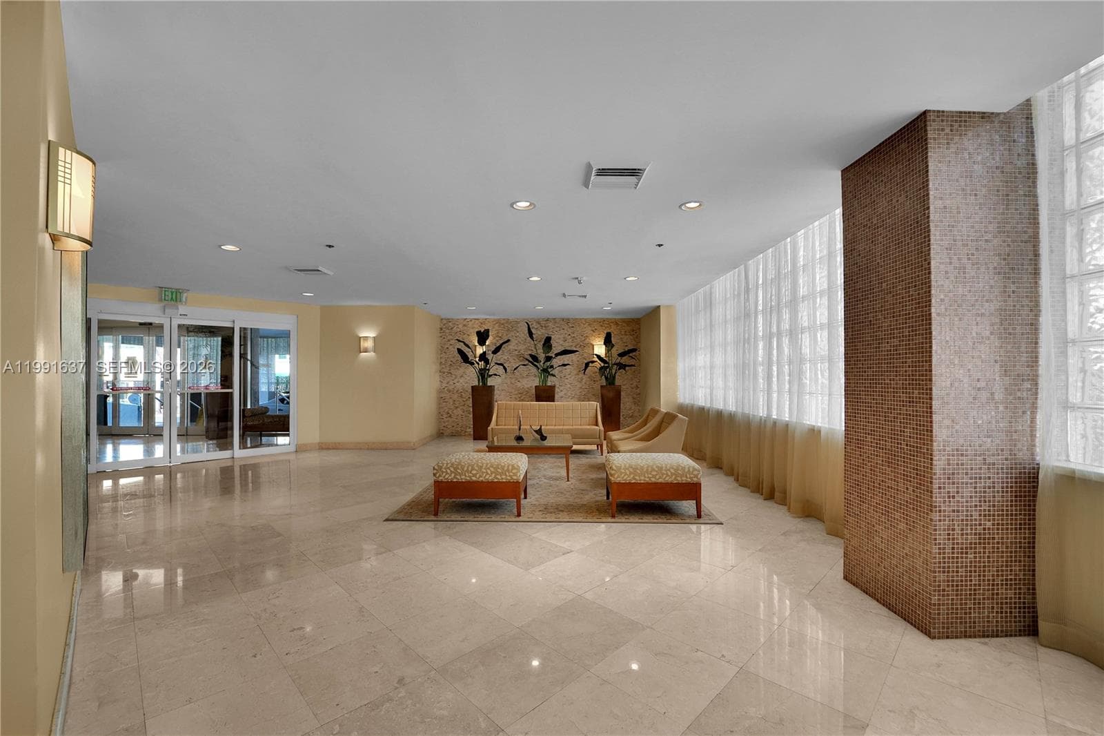 6767 Collins Ave # 1110, Miami Beach FL 33141 — 47
