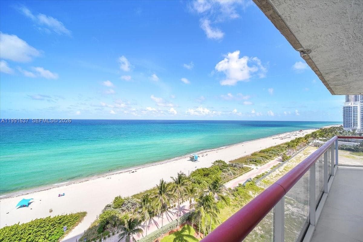 6767 Collins Ave # 1110, Miami Beach FL 33141 — 25