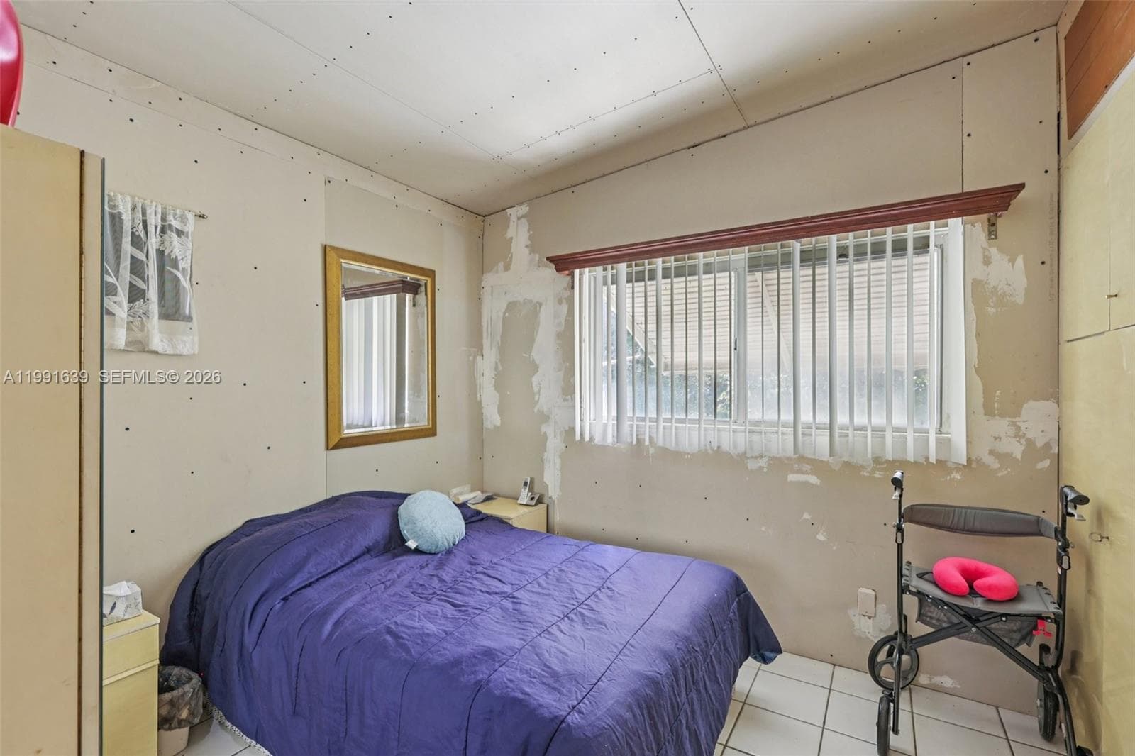 272 W 46th St, Hialeah FL 33012 — 20