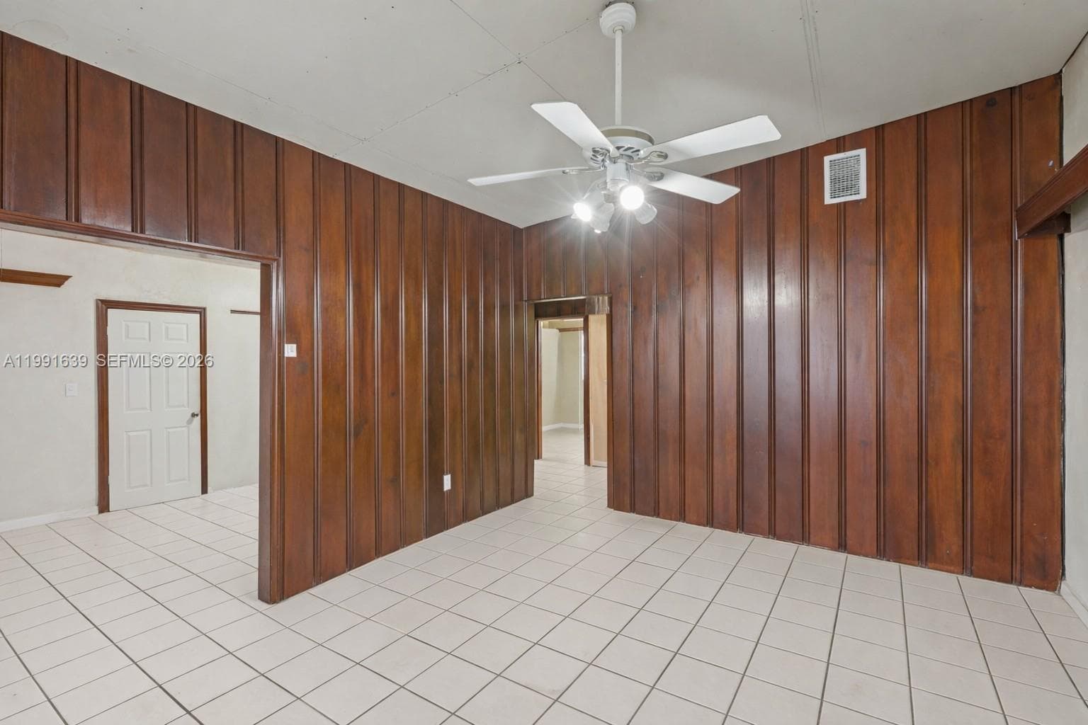272 W 46th St, Hialeah FL 33012 — 9